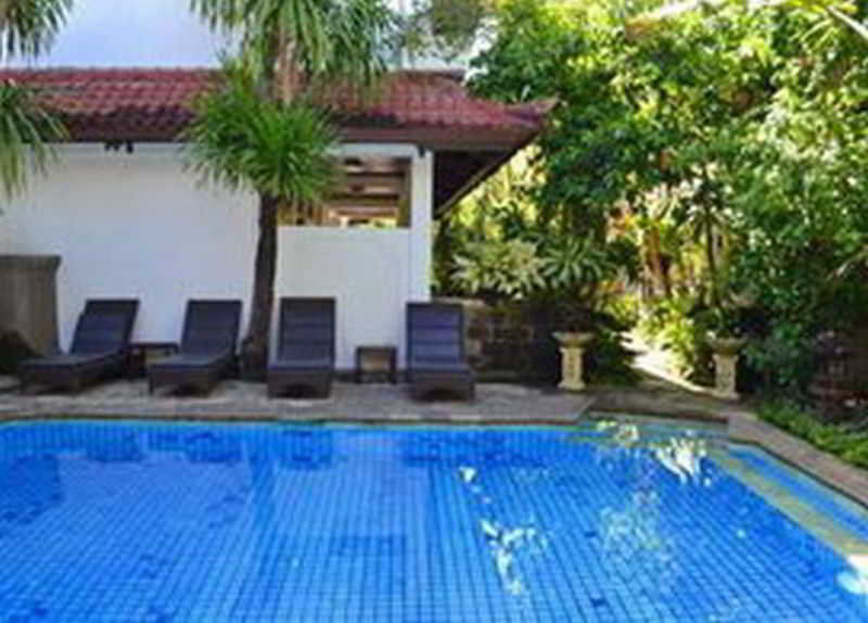 Flamboyan Hotel Kuta Lombok Exterior foto