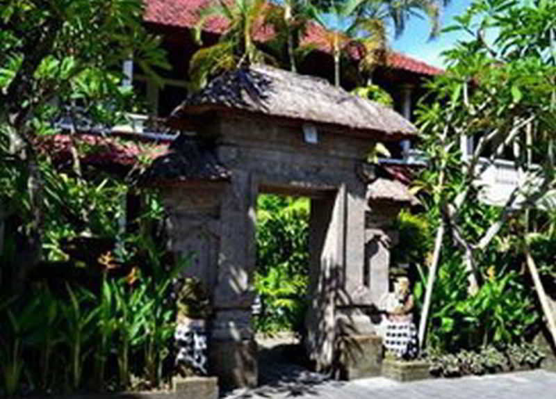 Flamboyan Hotel Kuta Lombok Exterior foto